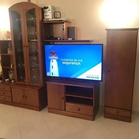 Appartement Spacious In - 100 M² With Shared Pool Alvor