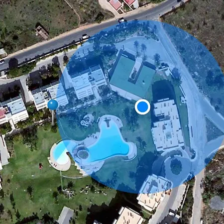 Spacious In - 100 M² With Shared Pool *