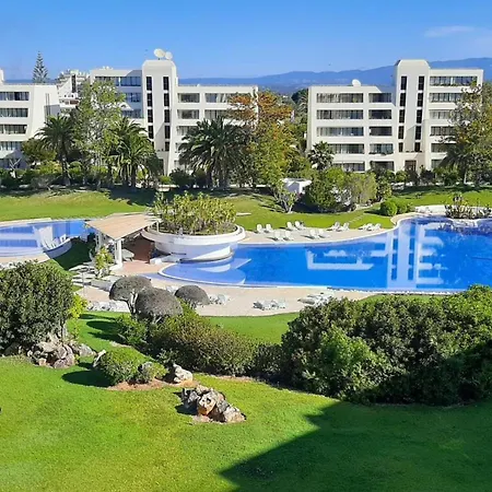 아파트 Spacious In - 100 M² With Shared Pool 알보르