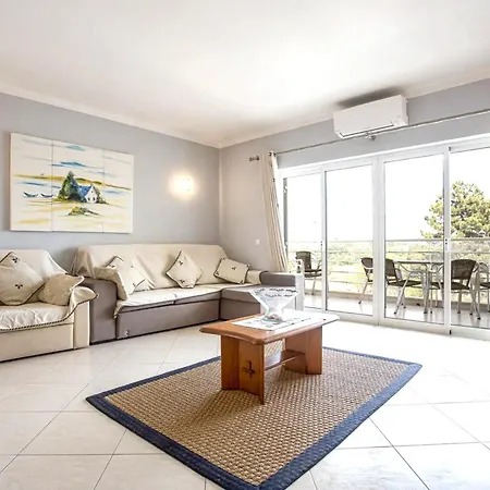 Oasis: Spacious With Shared Pool Apartment Alvor