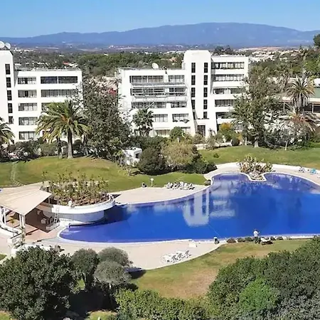 Apartamento Spacious In - 100 M² With Shared Pool